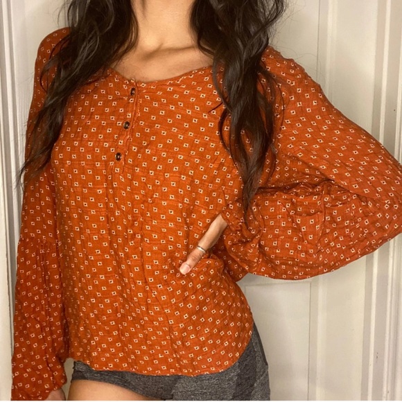 Universal Thread Tops - Universal Threads Bell Sleeve Top